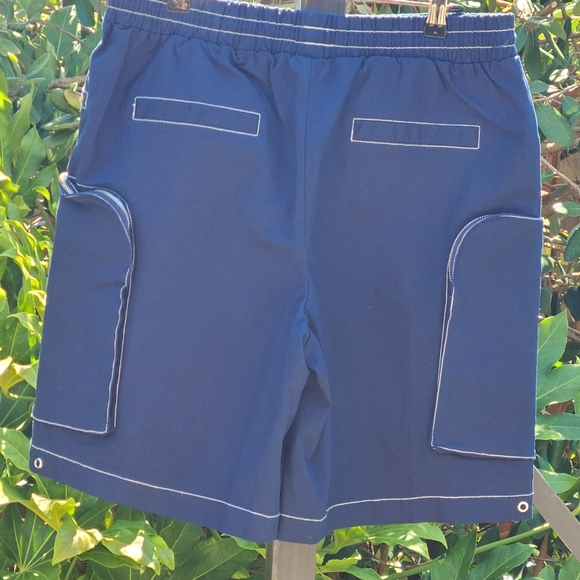 Fashion Nova Fair and Square Contrast Stitch Navy Shorts Size Large - Picture 4 of 8